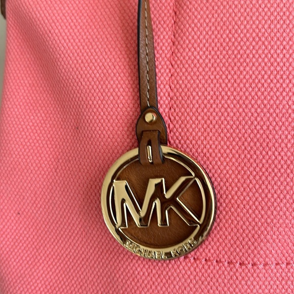 Michael Kors Satchel - Picture 2 of 15